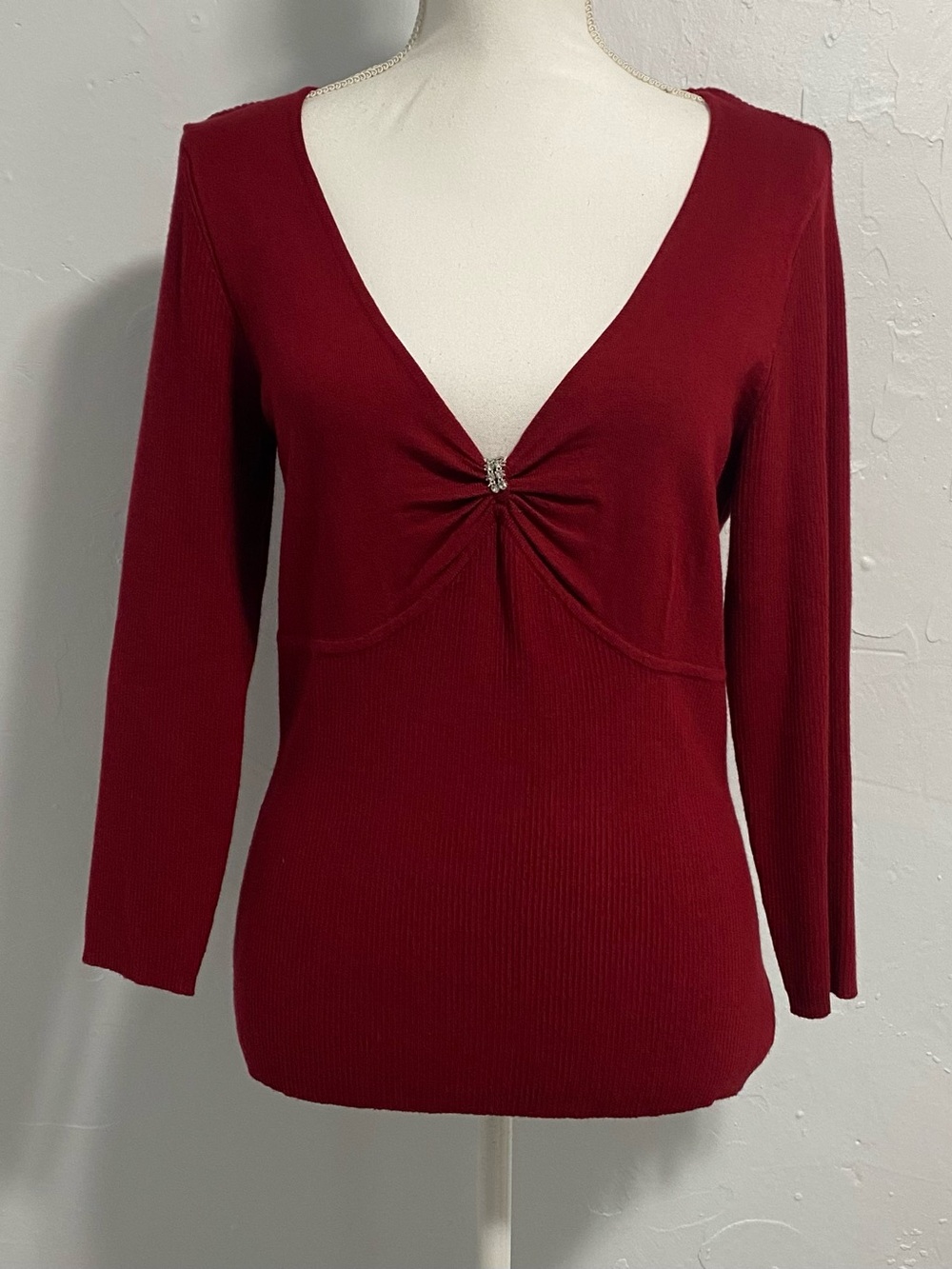 Hillard & Hanson Deep Wine V-Neck Long Sleeve Top with Center Rhinestone